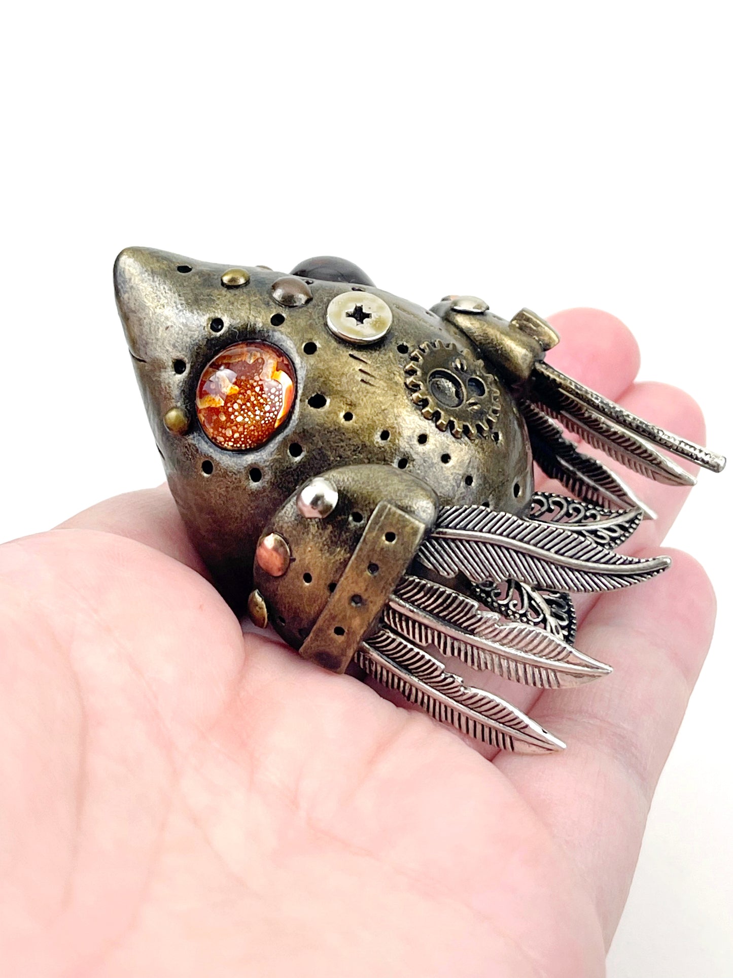 Sculpture d'oiseau Steampunk faite à la main, pièce unique