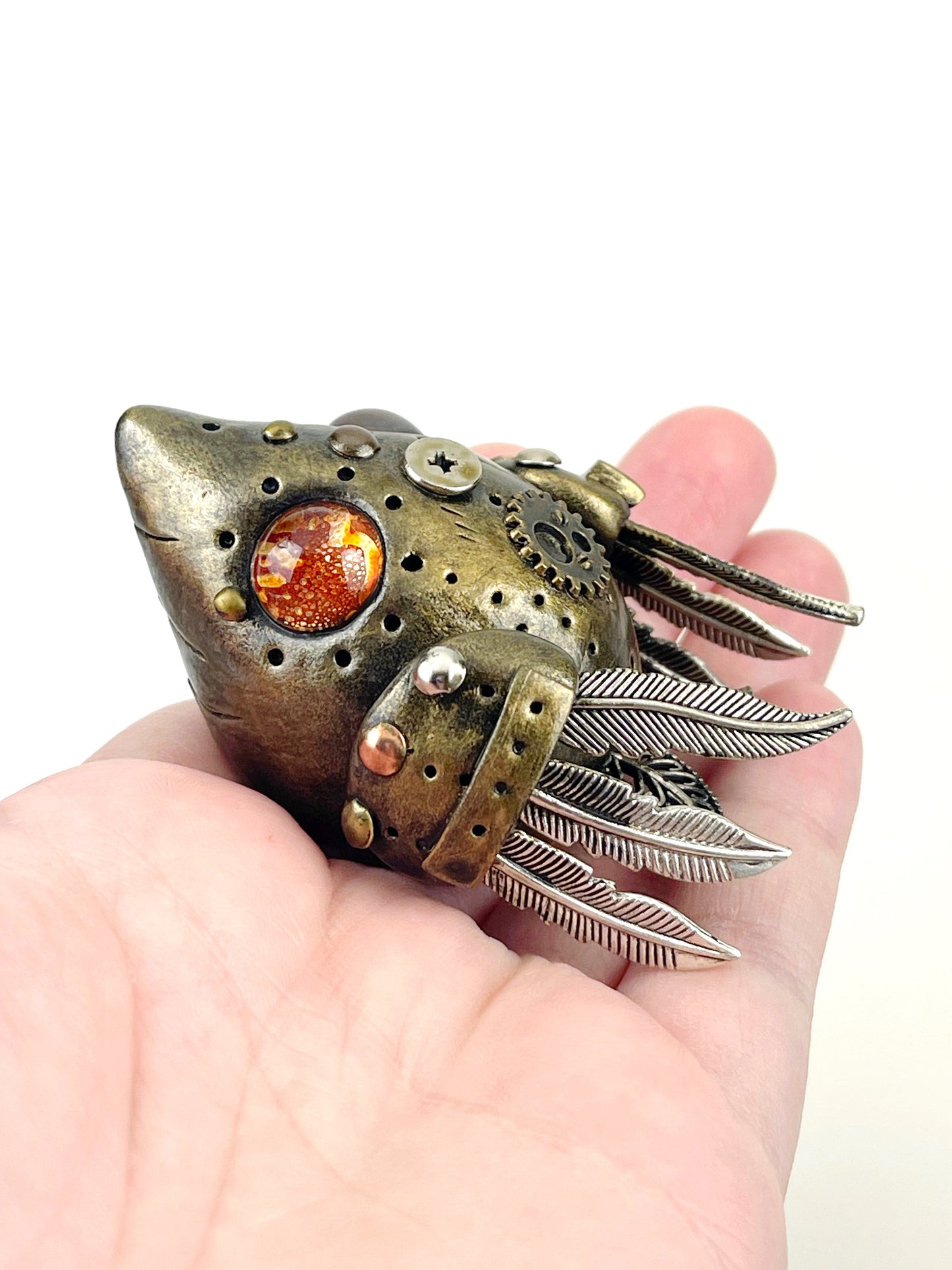 Sculpture d'oiseau Steampunk faite à la main, pièce unique