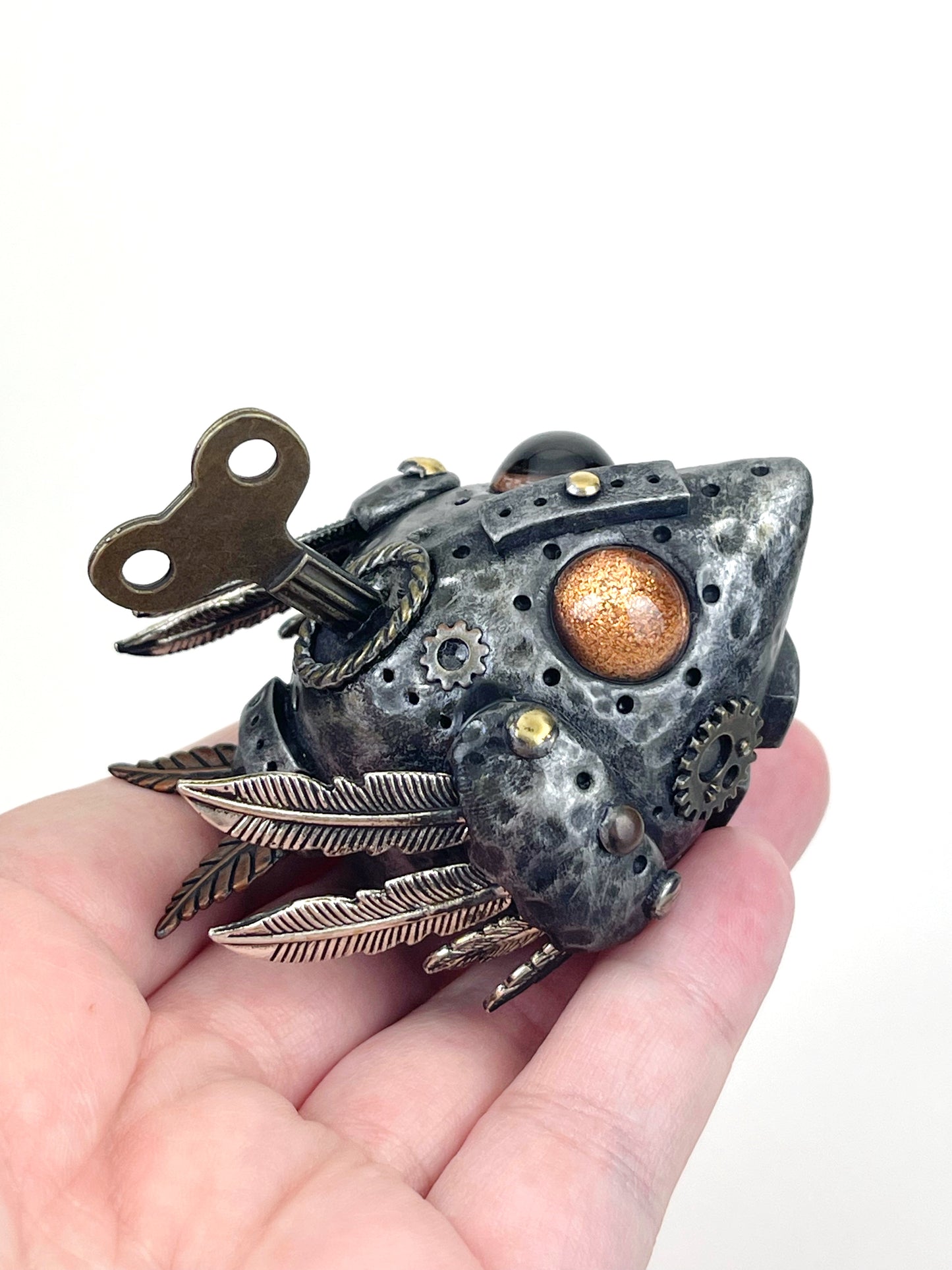 Sculpture d'oiseau Steampunk faite à la main, pièce unique