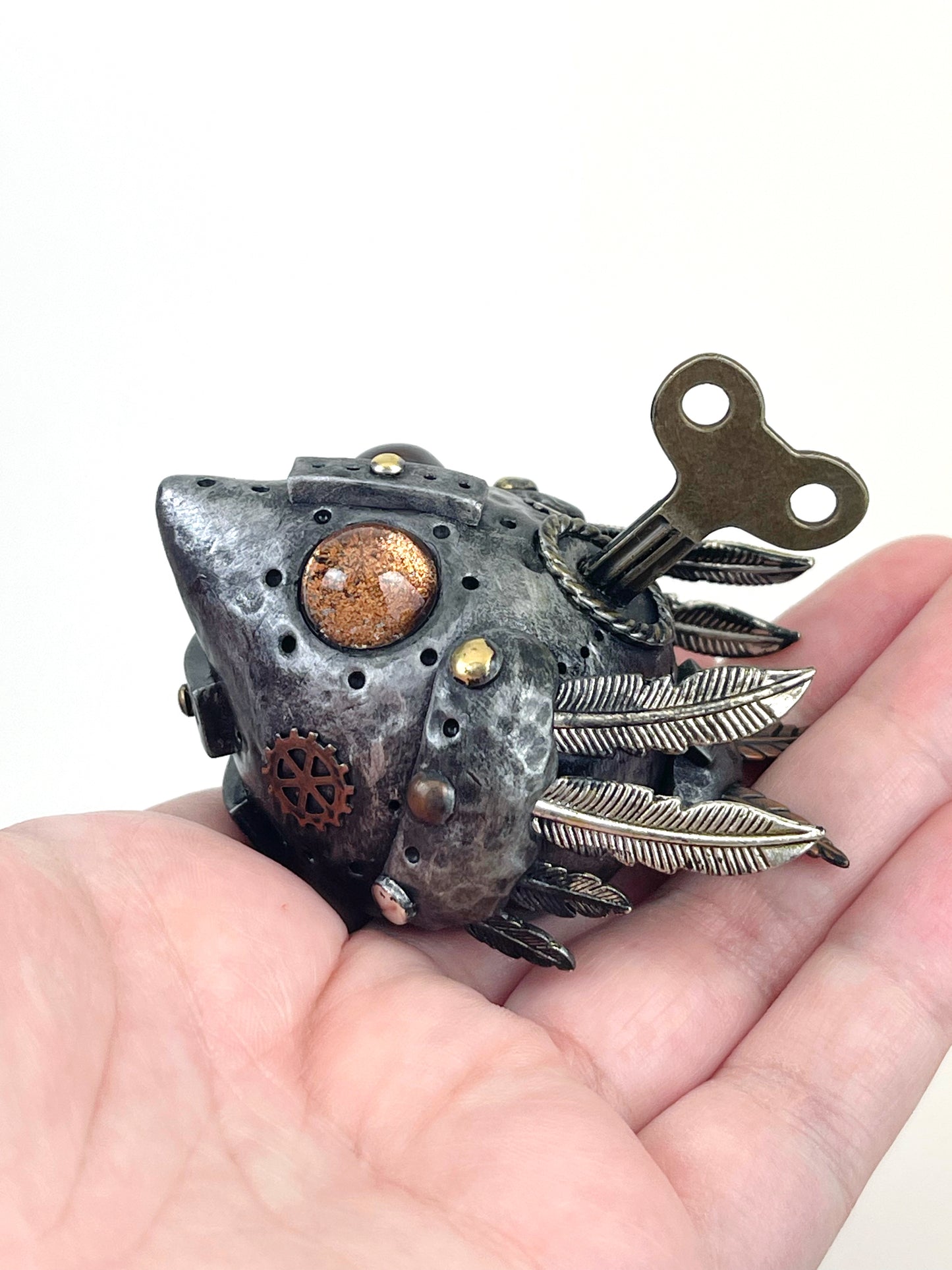 Sculpture d'oiseau Steampunk faite à la main, pièce unique