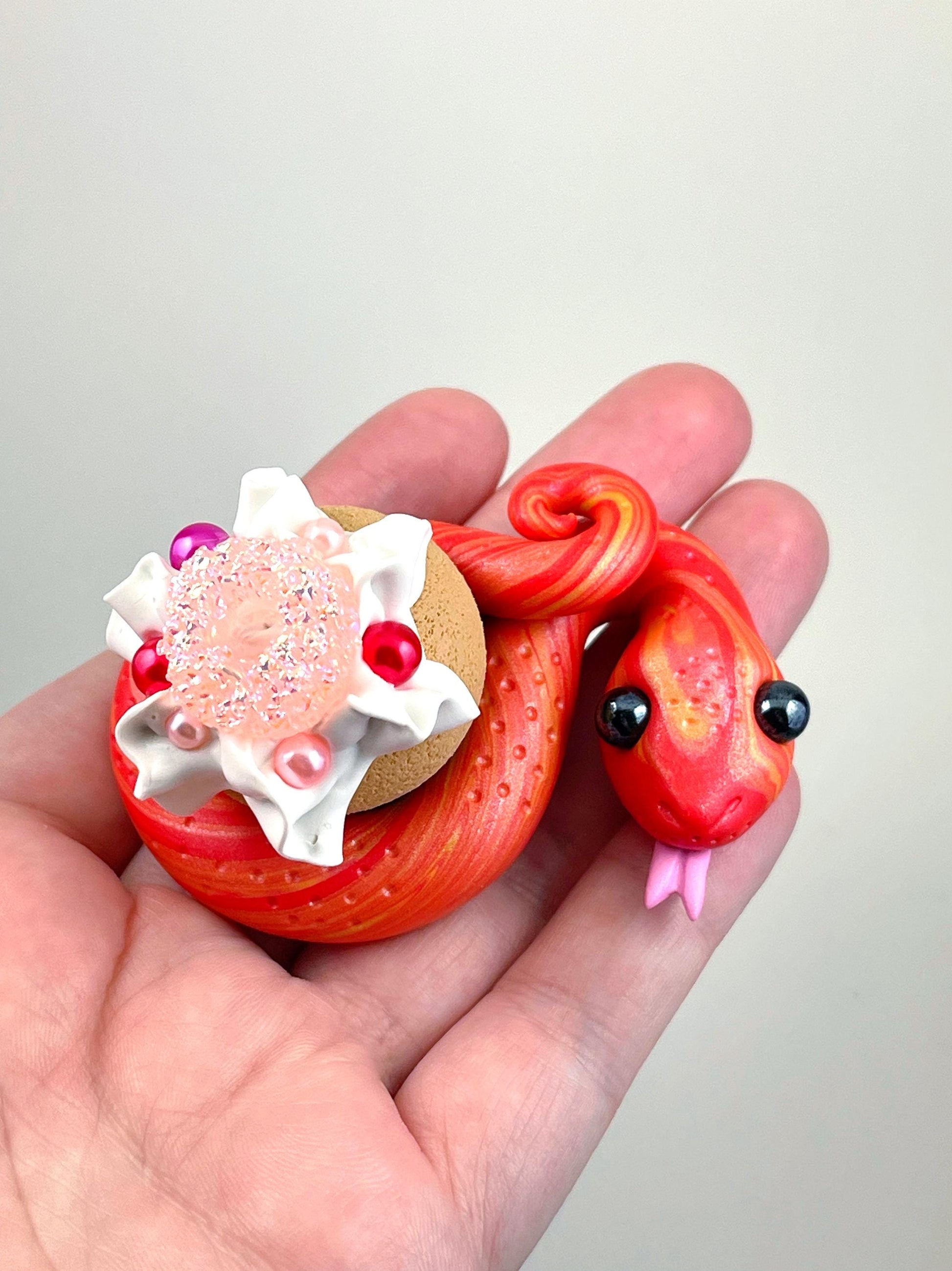 Cupcake Snake handmade sculpture decoden whip