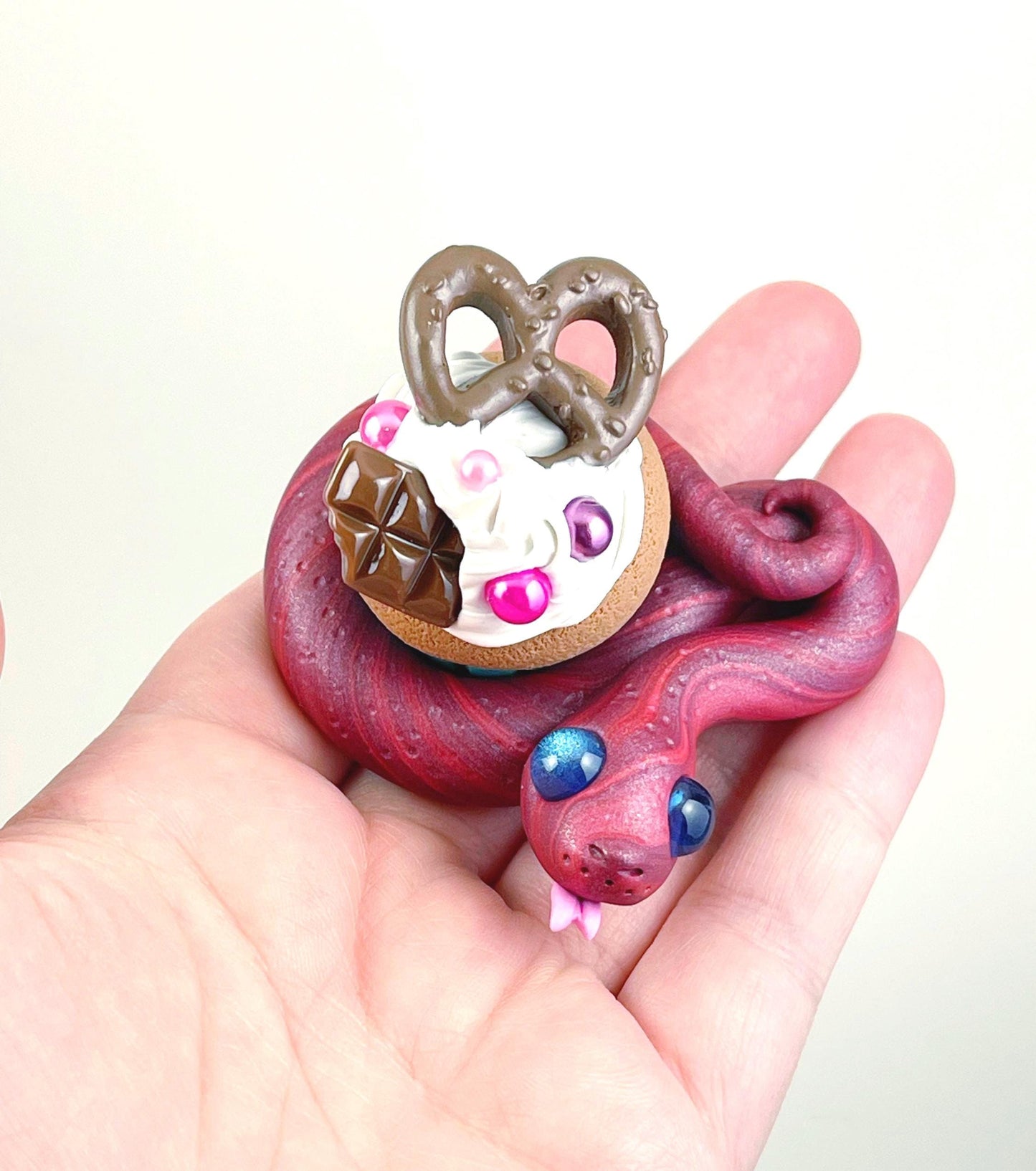 Cupcake Snake handmade sculpture decoden whip