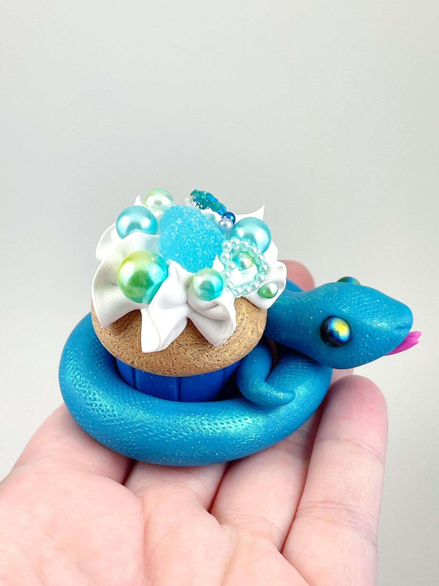 Cupcake Snake handmade sculpture decoden whip