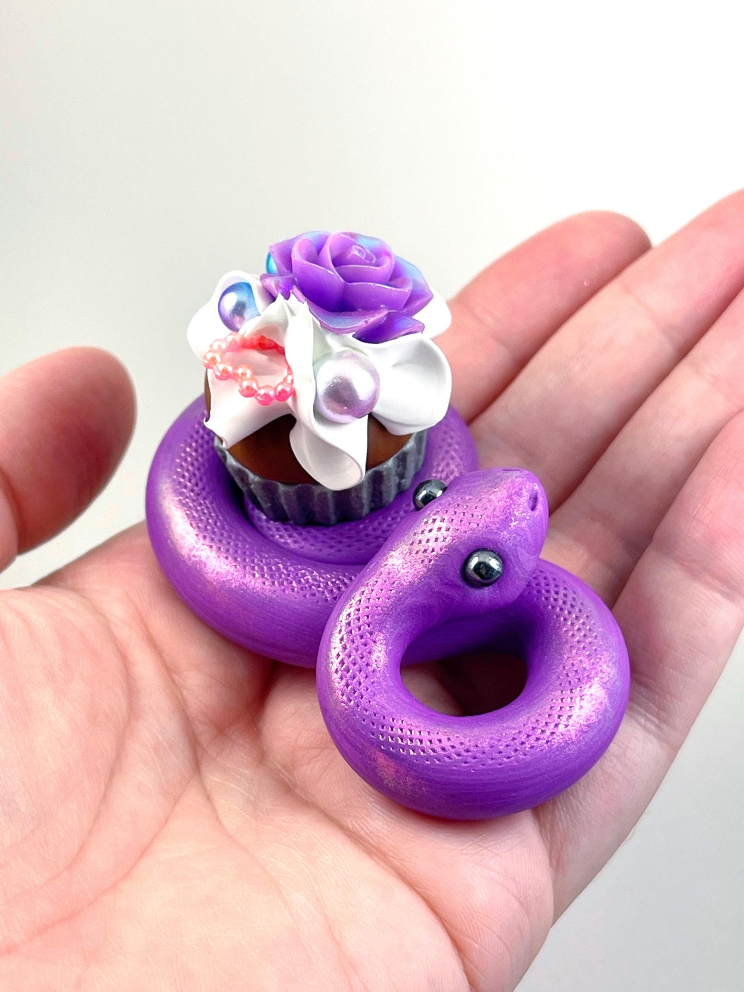 Cupcake Snake handmade sculpture decoden whip