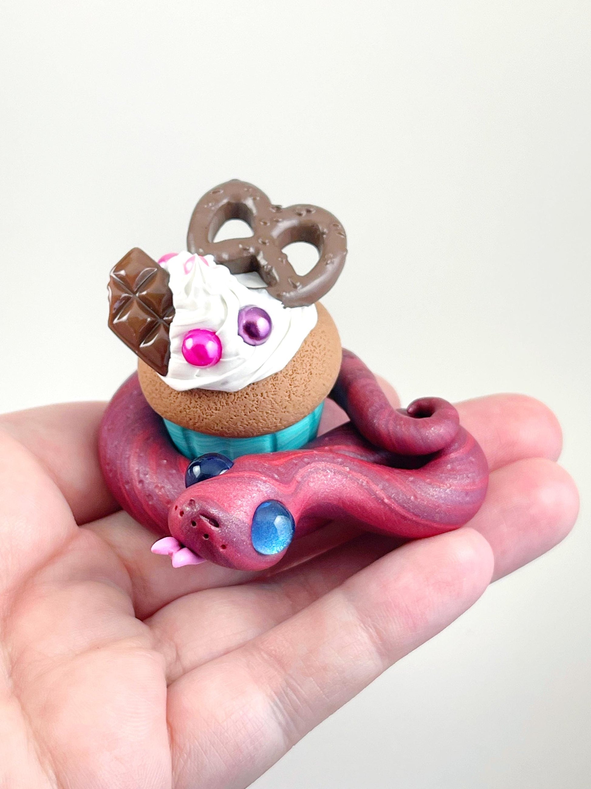 Cupcake Snake handmade sculpture decoden whip