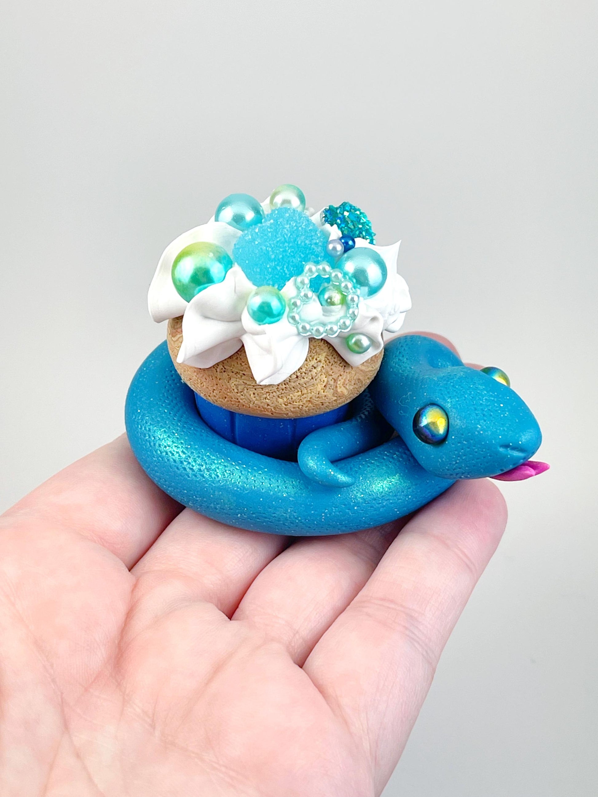 Cupcake Snake handmade sculpture decoden whip