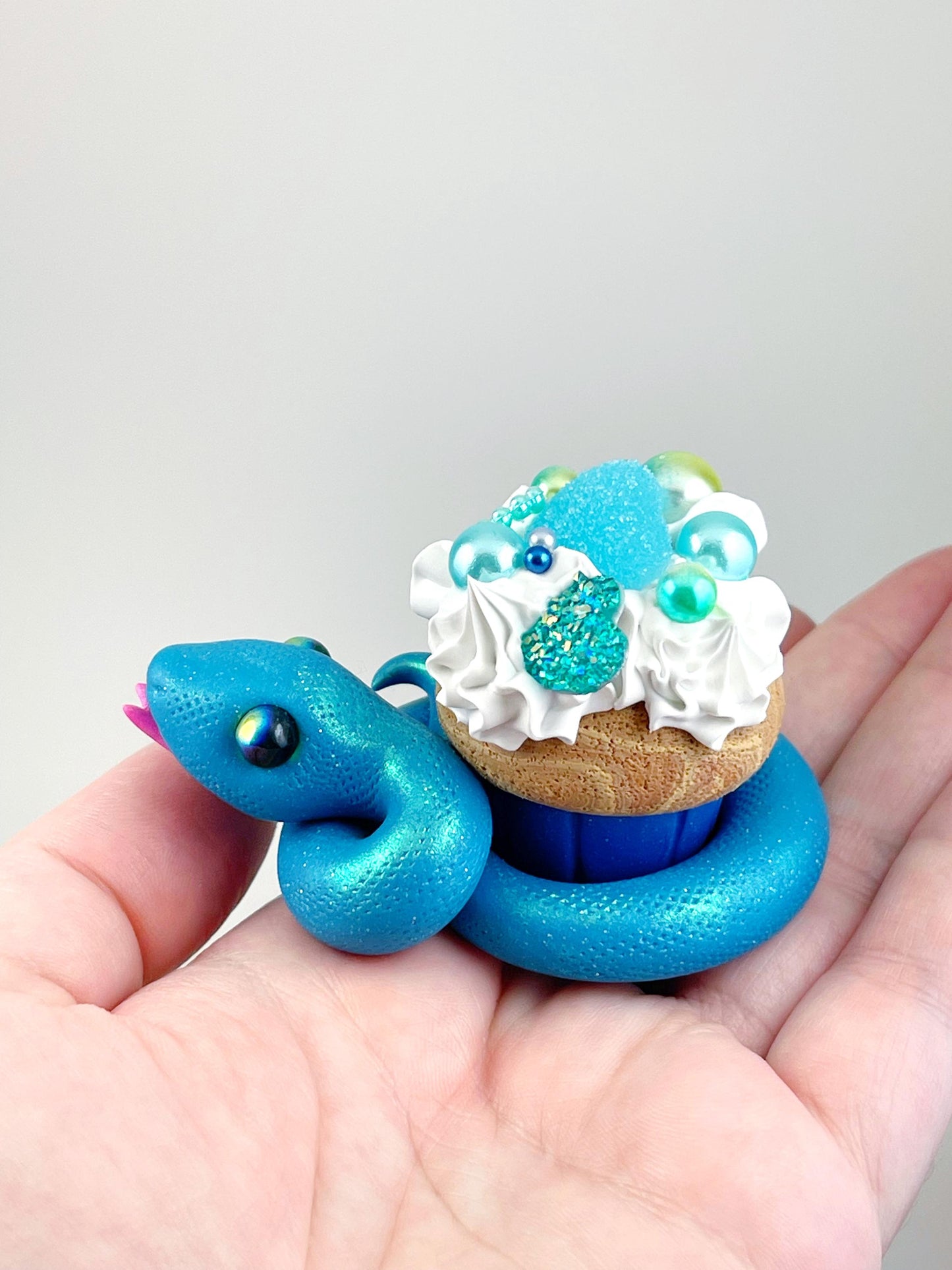 Cupcake Snake handmade sculpture decoden whip