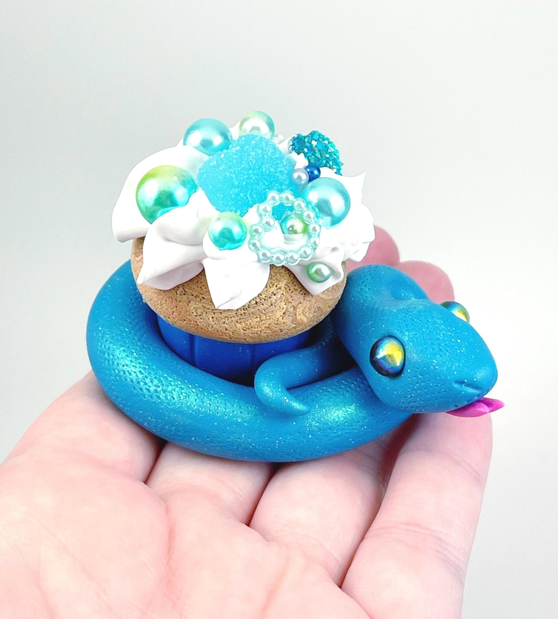 Cupcake Snake handmade sculpture decoden whip